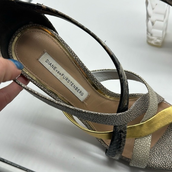 Diane Von Furstenberg Ibiza Sandal Clear Snakeskin Heels Size 6 - Picture 6 of 14